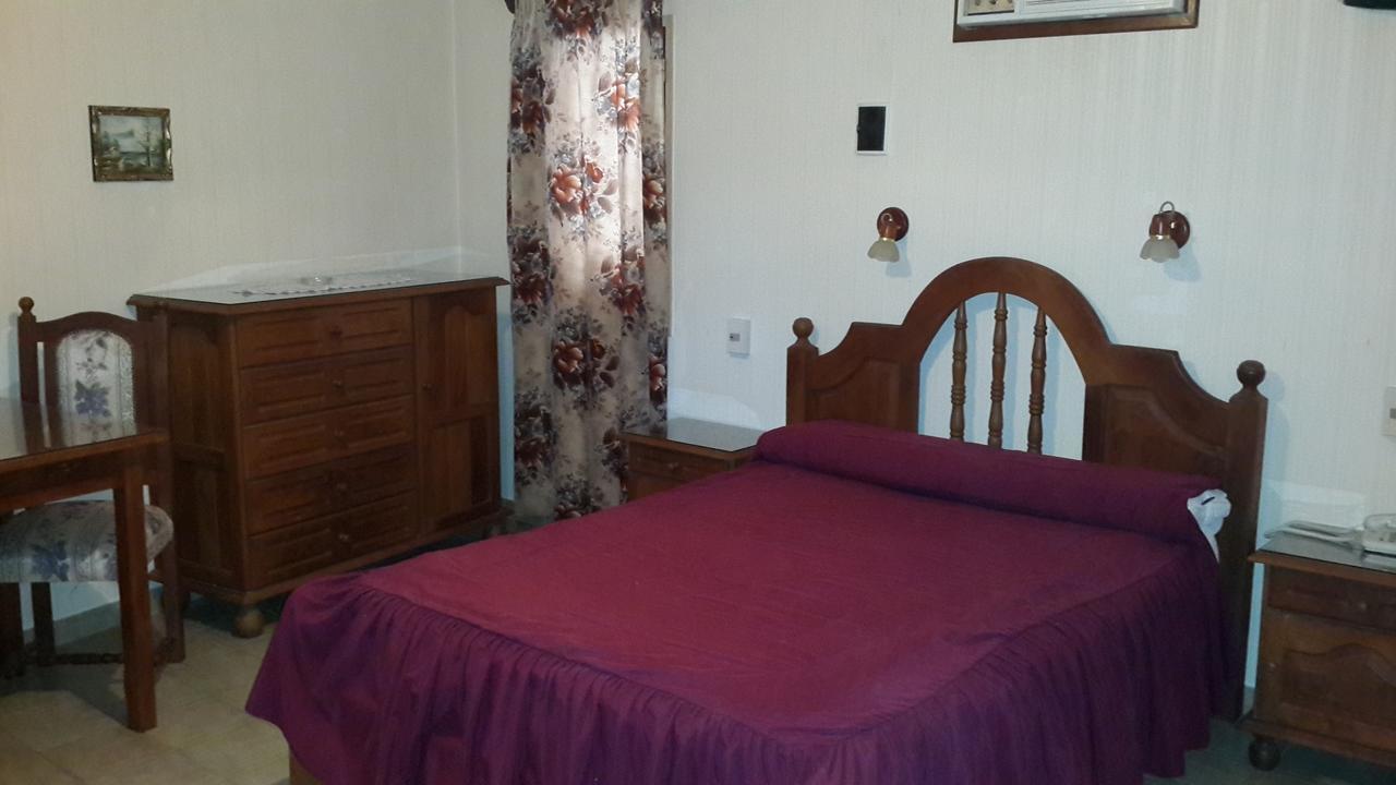 Gran Hotel Arauco Aimogasta Habitación foto